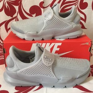 Nike Sock Dart | Size 10 (NWT)